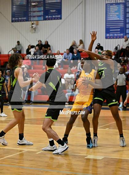 Thumbnail 1 in Windermere vs Shabach Christian Academy (Sun Bash Tampa) photogallery.