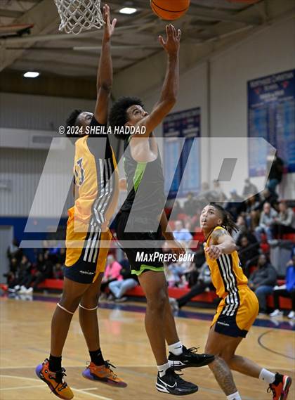 Thumbnail 1 in Windermere vs Shabach Christian Academy (Sun Bash Tampa) photogallery.