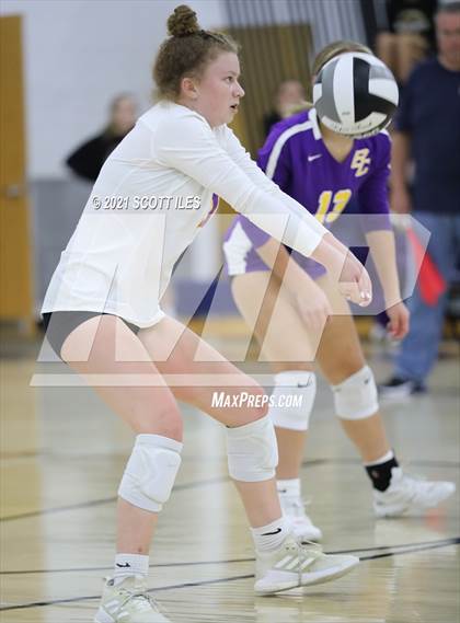 Thumbnail 3 in Bloom-Carroll @ Teays Valley photogallery.