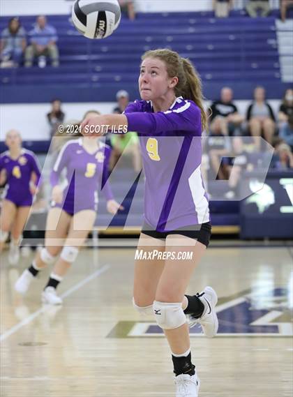 Thumbnail 1 in Bloom-Carroll @ Teays Valley photogallery.