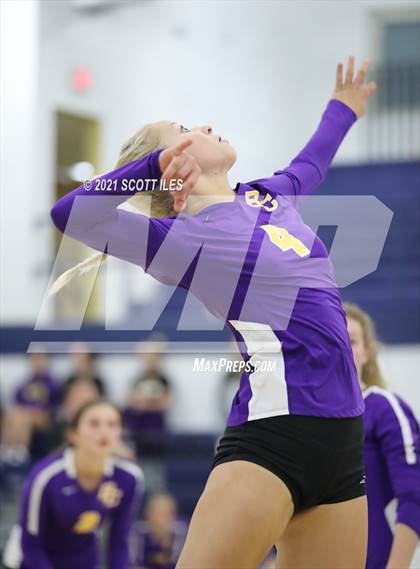 Thumbnail 1 in Bloom-Carroll @ Teays Valley photogallery.