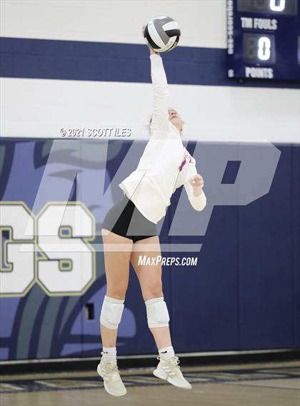 Thumbnail 1 in Bloom-Carroll @ Teays Valley photogallery.