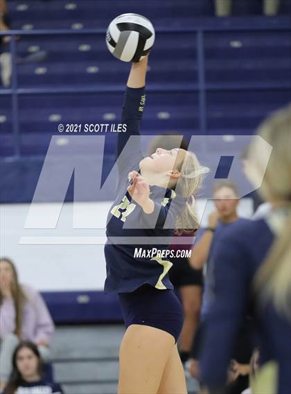 Thumbnail 1 in Bloom-Carroll @ Teays Valley photogallery.