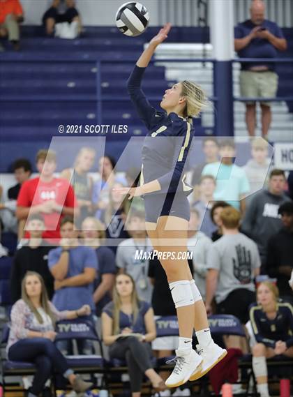 Thumbnail 2 in Bloom-Carroll @ Teays Valley photogallery.