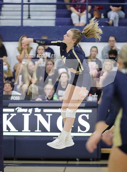Thumbnail 3 in Bloom-Carroll @ Teays Valley photogallery.