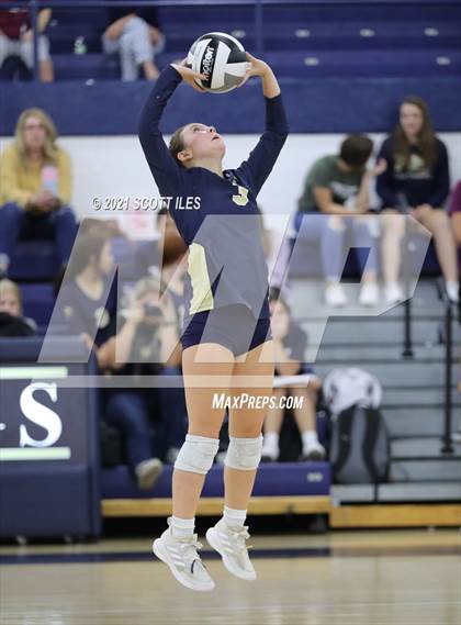 Thumbnail 2 in Bloom-Carroll @ Teays Valley photogallery.