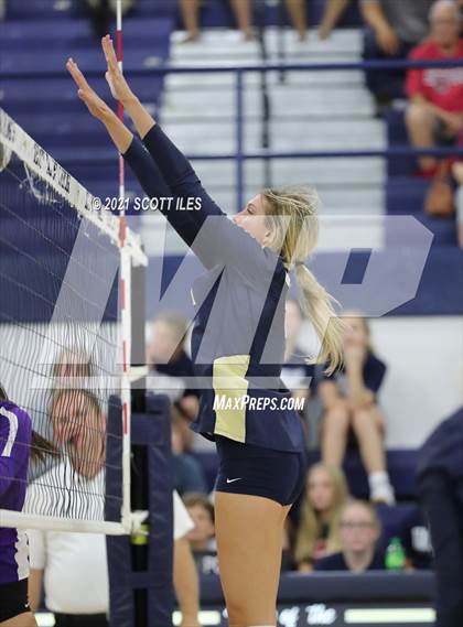Thumbnail 1 in Bloom-Carroll @ Teays Valley photogallery.