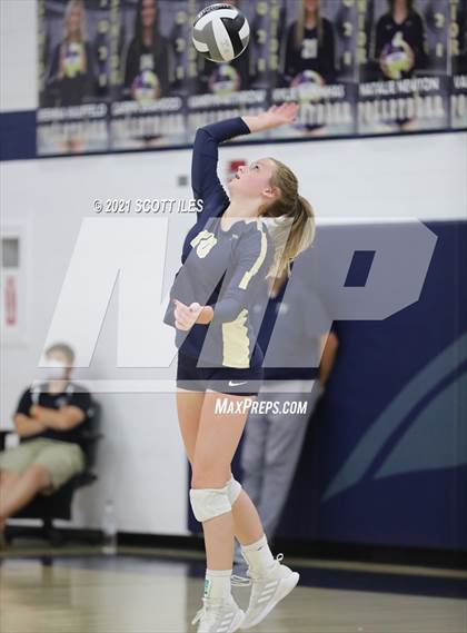 Thumbnail 1 in Bloom-Carroll @ Teays Valley photogallery.