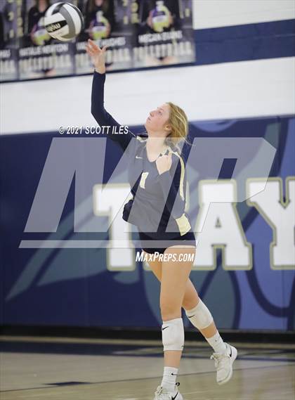 Thumbnail 1 in Bloom-Carroll @ Teays Valley photogallery.