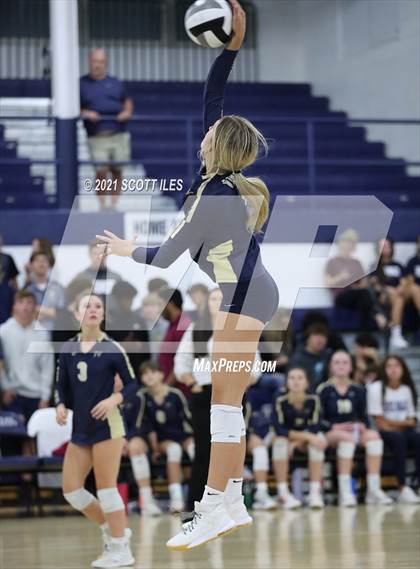 Thumbnail 3 in Bloom-Carroll @ Teays Valley photogallery.