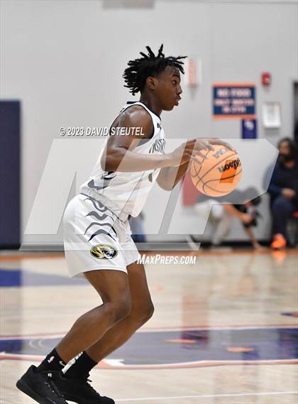 Thumbnail 2 in Lee vs. Inderkum (Fortune Showcase) photogallery.
