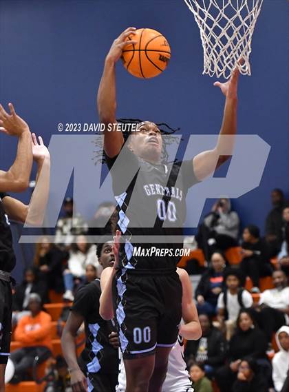 Thumbnail 2 in Lee vs. Inderkum (Fortune Showcase) photogallery.