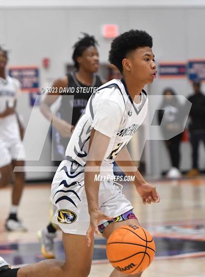 Thumbnail 1 in Lee vs. Inderkum (Fortune Showcase) photogallery.