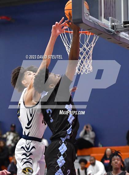 Thumbnail 3 in Lee vs. Inderkum (Fortune Showcase) photogallery.