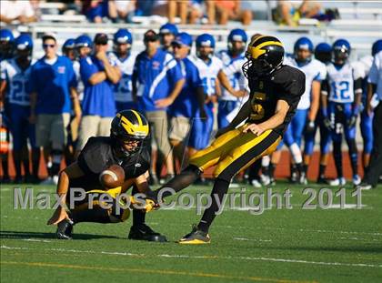 Thumbnail 2 in JV: Del Oro vs Westlake (Battle at the Capital) photogallery.