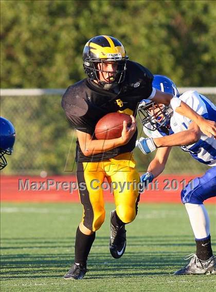 Thumbnail 3 in JV: Del Oro vs Westlake (Battle at the Capital) photogallery.