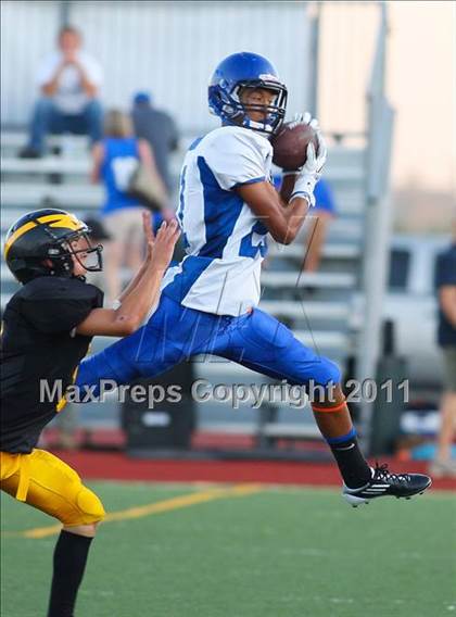 Thumbnail 3 in JV: Del Oro vs Westlake (Battle at the Capital) photogallery.