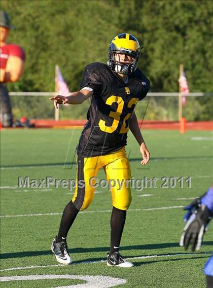 Thumbnail 2 in JV: Del Oro vs Westlake (Battle at the Capital) photogallery.