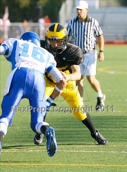Thumbnail 2 in JV: Del Oro vs Westlake (Battle at the Capital) photogallery.