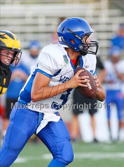 Thumbnail 2 in JV: Del Oro vs Westlake (Battle at the Capital) photogallery.