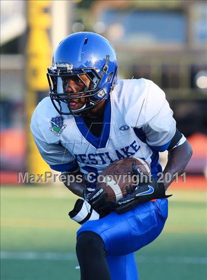 Thumbnail 3 in JV: Del Oro vs Westlake (Battle at the Capital) photogallery.