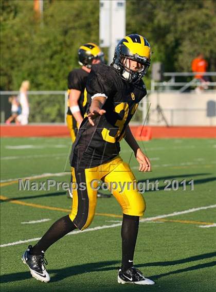 Thumbnail 3 in JV: Del Oro vs Westlake (Battle at the Capital) photogallery.