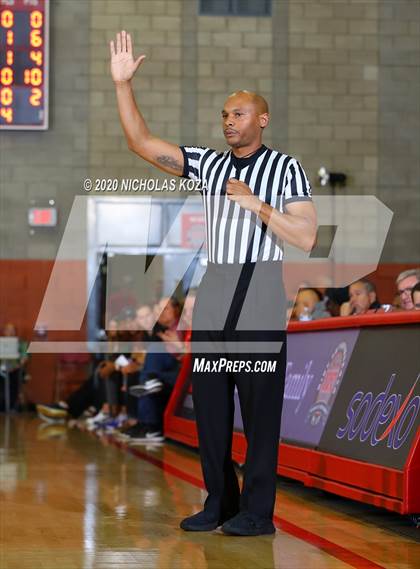Thumbnail 1 in Harvard-Westlake vs. Bishop Gorman (Nike Extravaganza) photogallery.