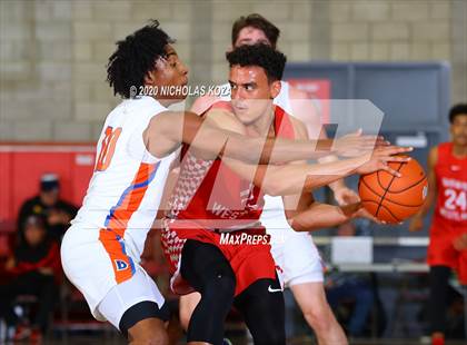 Thumbnail 2 in Harvard-Westlake vs. Bishop Gorman (Nike Extravaganza) photogallery.