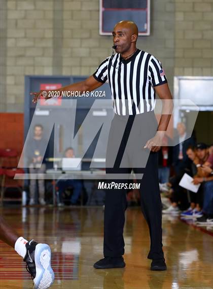 Thumbnail 3 in Harvard-Westlake vs. Bishop Gorman (Nike Extravaganza) photogallery.