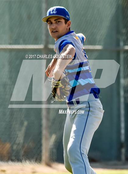 Thumbnail 2 in Agoura @ Moorpark photogallery.