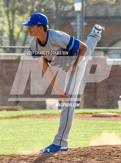 Thumbnail 3 in Agoura @ Moorpark photogallery.