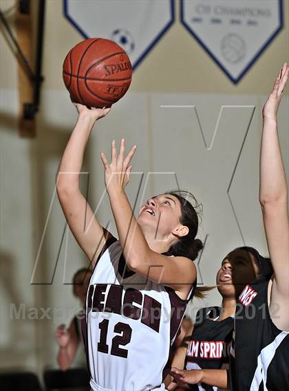 Thumbnail 2 in Palm Springs vs Laguna Beach (MaxPreps Holiday Classic) photogallery.