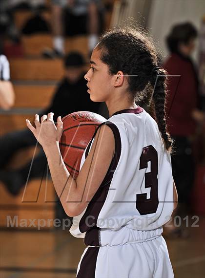 Thumbnail 3 in Palm Springs vs Laguna Beach (MaxPreps Holiday Classic) photogallery.