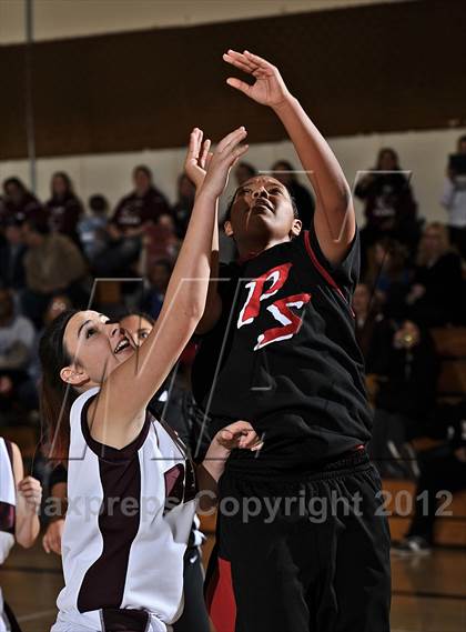 Thumbnail 1 in Palm Springs vs Laguna Beach (MaxPreps Holiday Classic) photogallery.