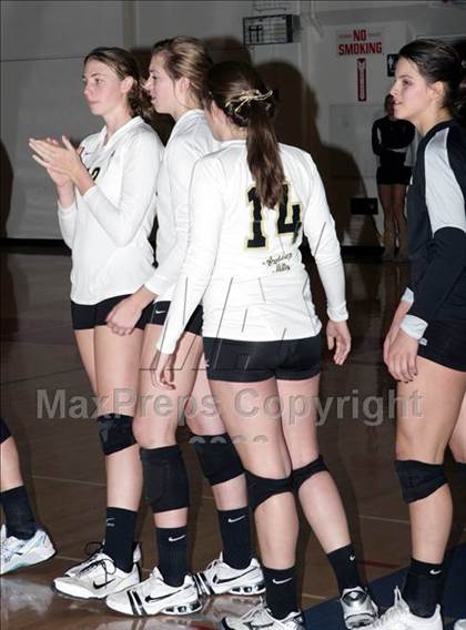 Thumbnail 1 in Mountain View vs. Archbishop Mitty (CIF CCS D2 Final) photogallery.
