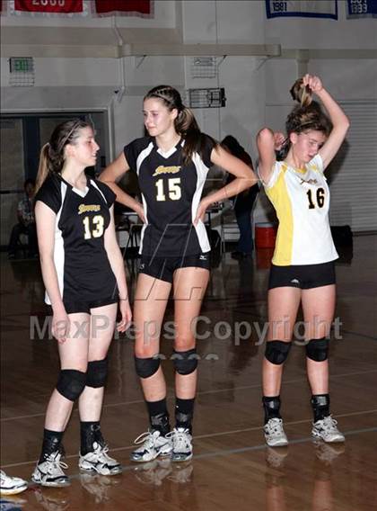 Thumbnail 2 in Mountain View vs. Archbishop Mitty (CIF CCS D2 Final) photogallery.