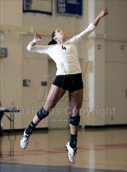 Thumbnail 1 in Mountain View vs. Archbishop Mitty (CIF CCS D2 Final) photogallery.