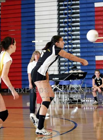 Thumbnail 2 in Mountain View vs. Archbishop Mitty (CIF CCS D2 Final) photogallery.