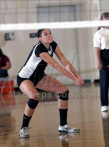 Thumbnail 3 in Mountain View vs. Archbishop Mitty (CIF CCS D2 Final) photogallery.