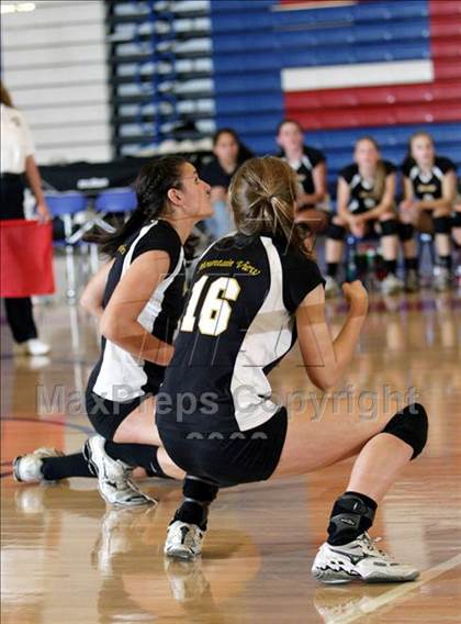 Thumbnail 1 in Mountain View vs. Archbishop Mitty (CIF CCS D2 Final) photogallery.