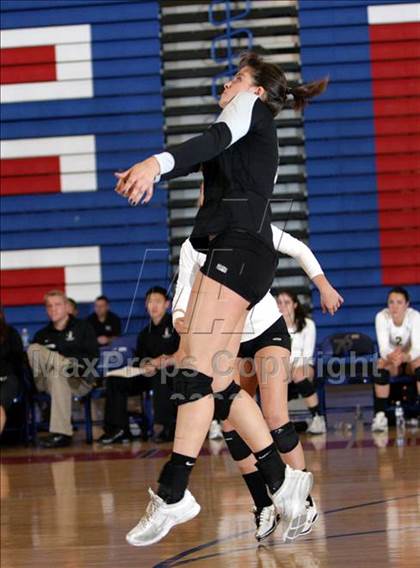 Thumbnail 1 in Mountain View vs. Archbishop Mitty (CIF CCS D2 Final) photogallery.