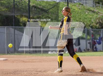 Thumbnail 1 in Peninsula @ Redondo Union photogallery.