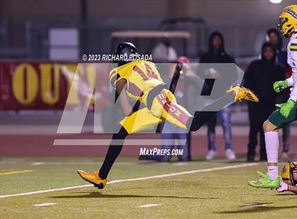 Thumbnail 2 in Kingsburg @ Tulare Union (CIF CS D2 Qtr Final) photogallery.