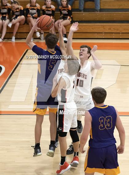 Thumbnail 3 in Farmington @ Illini Bluffs photogallery.