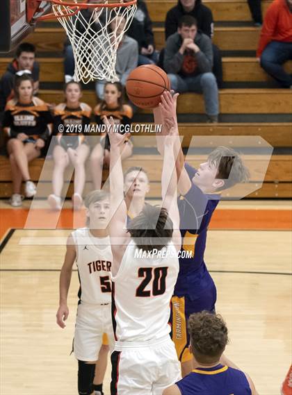 Thumbnail 1 in Farmington @ Illini Bluffs photogallery.