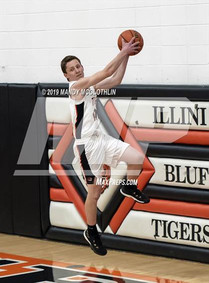 Thumbnail 3 in Farmington @ Illini Bluffs photogallery.