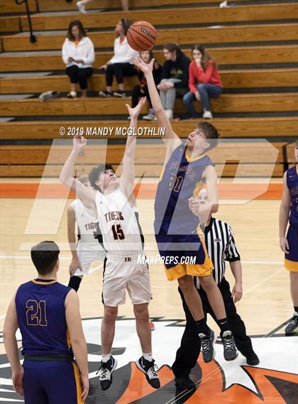 Thumbnail 1 in Farmington @ Illini Bluffs photogallery.