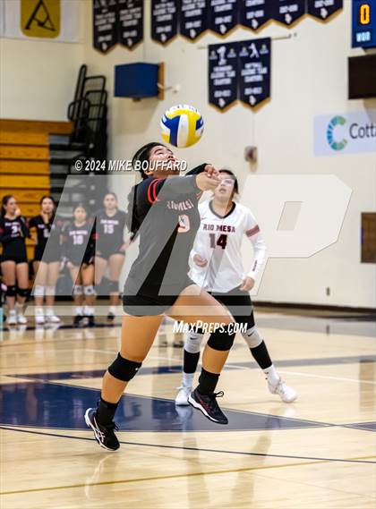 Thumbnail 3 in Rio Mesa @ Dos Pueblos photogallery.
