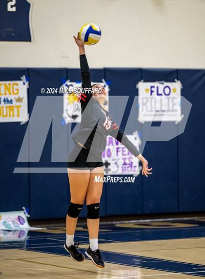 Thumbnail 1 in Rio Mesa @ Dos Pueblos photogallery.