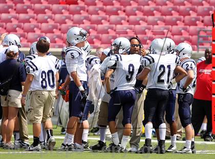 Thumbnail 1 in Central vs. Reitz (Bluegrass High School Football Showcase) photogallery.